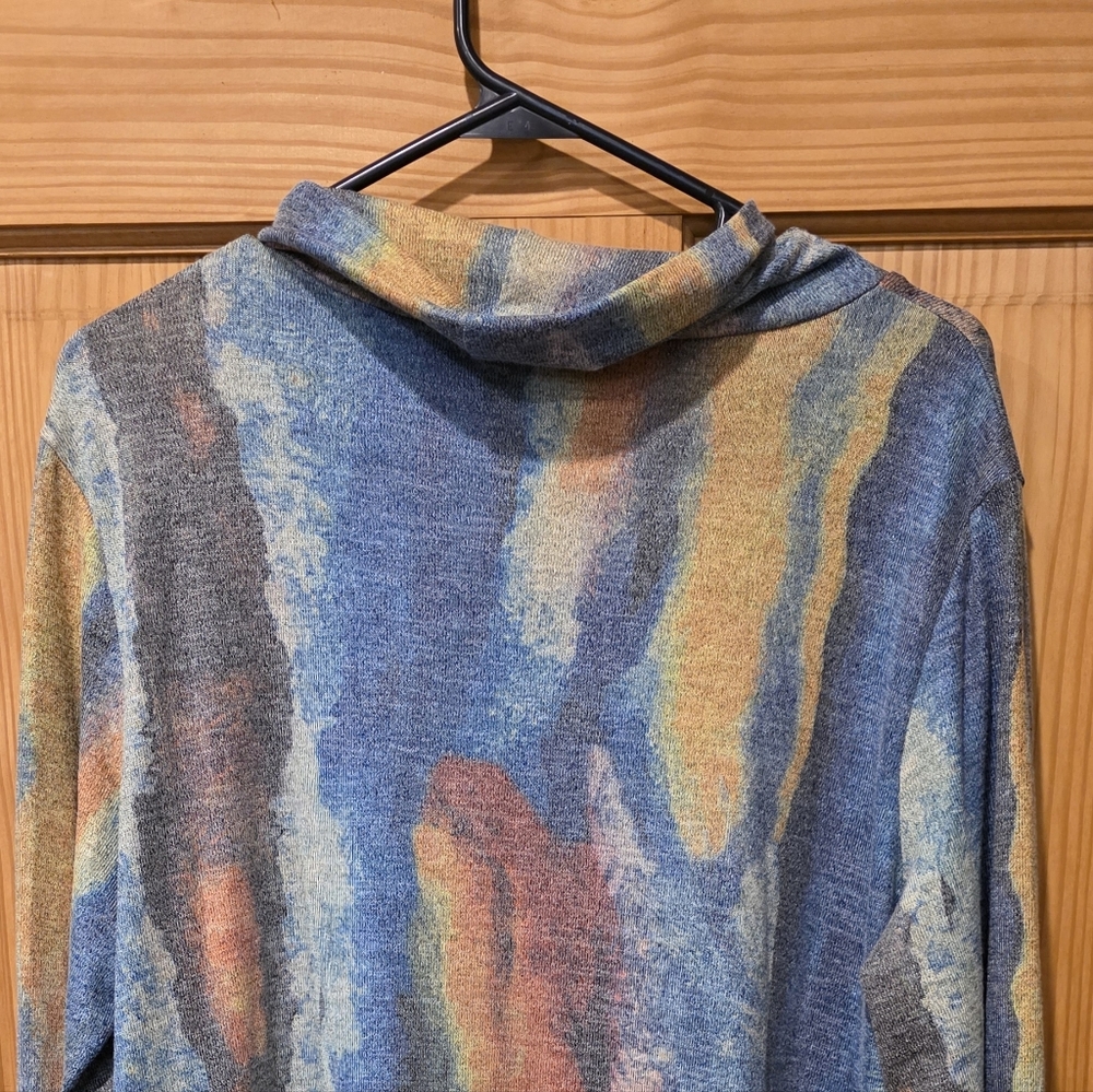 Womens  Multicolor Abstract Pattern Lightweight Sweater